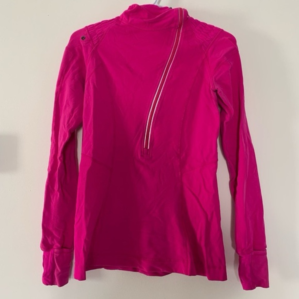 Lululemon running top size 6